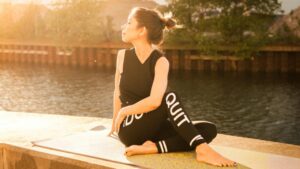 Read more about the article Why Yoga Is Good for Your Body and Brain?